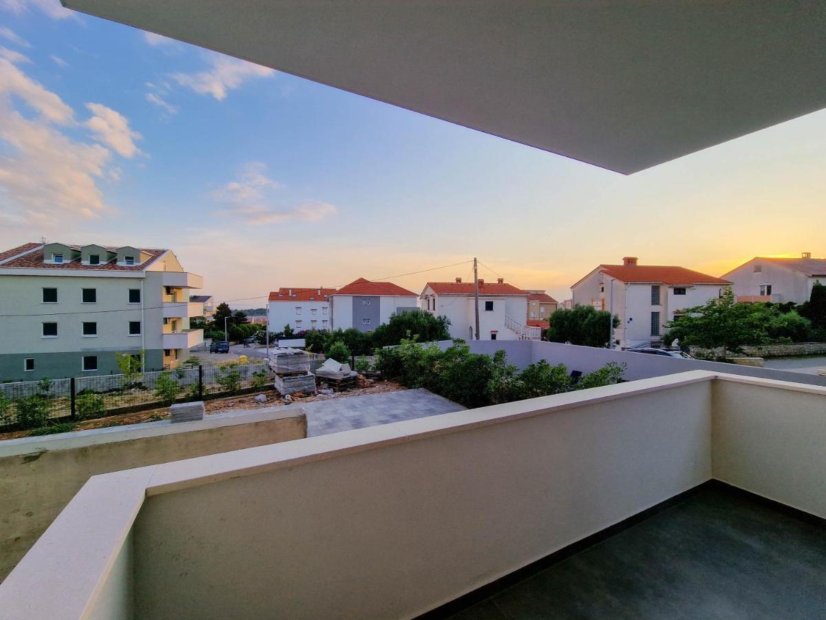 Villa Poseidon Novalja Bagian luar foto