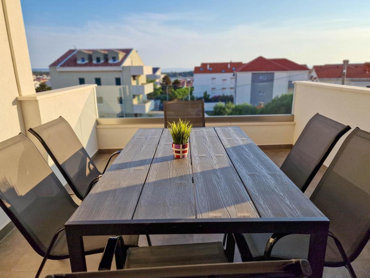 Villa Poseidon Novalja Bagian luar foto