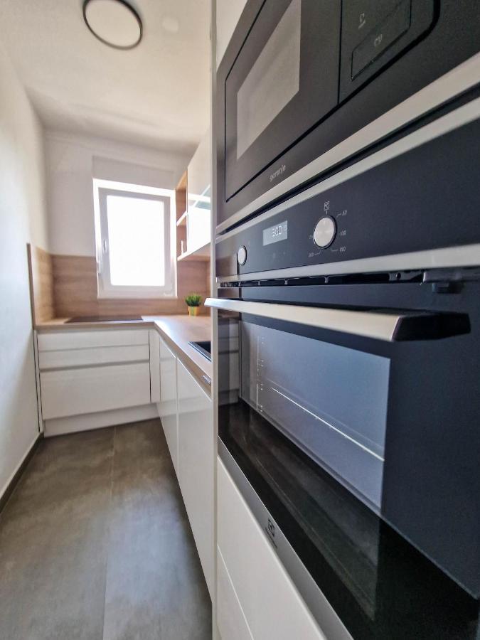Villa Poseidon Novalja Bagian luar foto